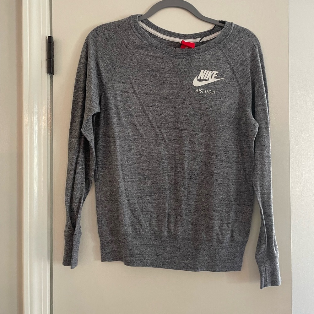 Gray Nike long sleeve top